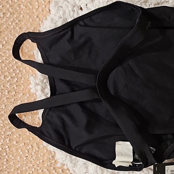 Nike Swimsuit - Picture 6 of 15